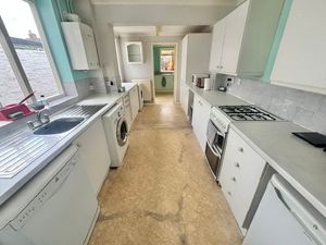 Photo 11- click for photo gallery